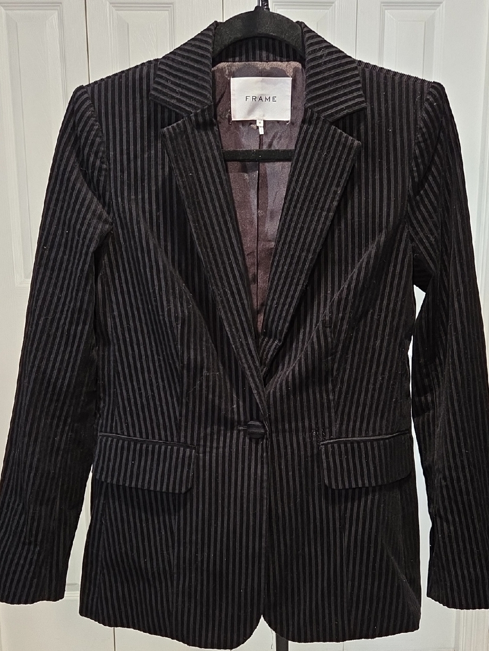 Sz 4 - Frame Black Velvet Blazer with Subtle Texture